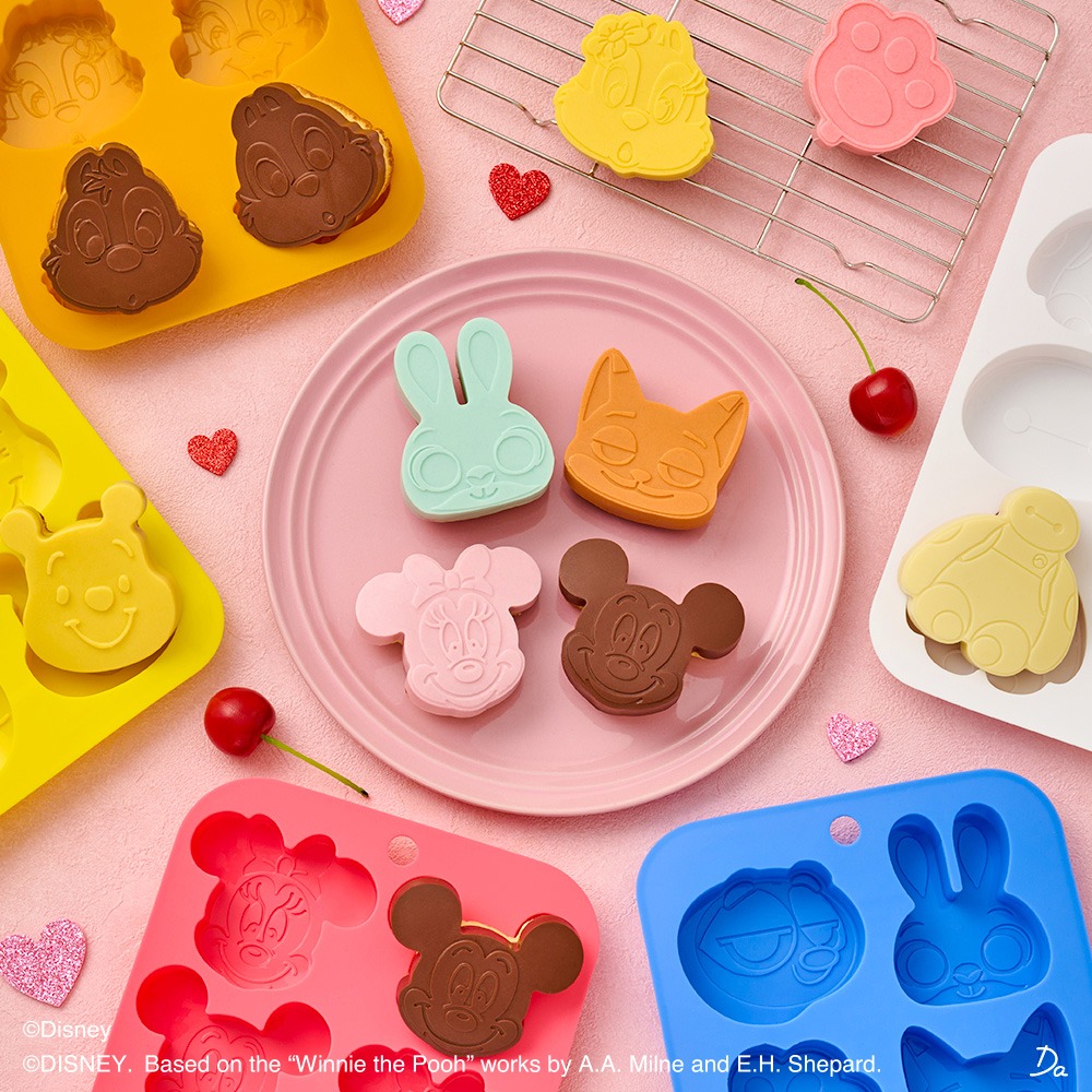 ダイソー ディズニー シリコーンケーキモールド
