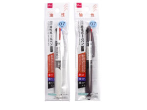 ３色４芯油性ボールペンラバーグリップ（黒ｘ２、青、赤） ダイソー(DAISO)