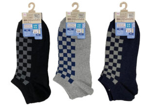 リサイクル糸を使ったショートソックス（抗菌防臭、チェッカー） ダイソー(DAISO)