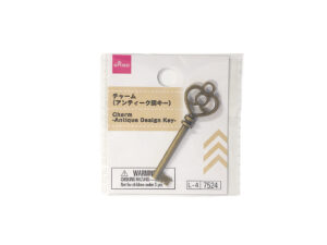 チャーム（アンティーク調キー） ダイソー(DAISO)
