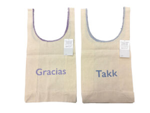 バイカラーステッチコンパクトバッグ（Ｇｒａｃｉａｓ／Ｔａｋｋ） ダイソー(DAISO)