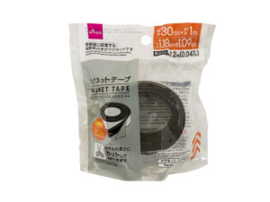 マグネットテープ（片面粘着タイプ） ダイソー(DAISO)