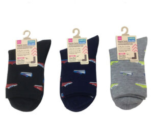 レギュラーソックス（抗菌防臭、吸水速乾、ハイゲージ、スニーカー柄） ダイソー(DAISO)