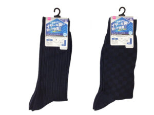 レギュラーソックス（部屋干し、ネイビー、かかと直角） ダイソー(DAISO)