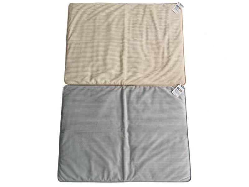 ペットマット（コーデュロイ、６０ｃｍ×８０ｃｍ） ダイソー(DAISO)