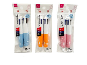 ３色ボールペン（２本） ダイソー(DAISO)
