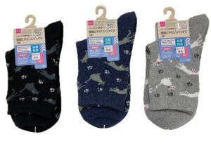 リサイクル糸を使ったレギュラーソックス（抗菌防臭、猫） ダイソー(DAISO)