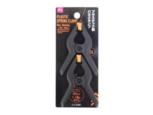 プラスチック製バネクランプ（最大開口３０ｍｍ、２個） ダイソー(DAISO)
