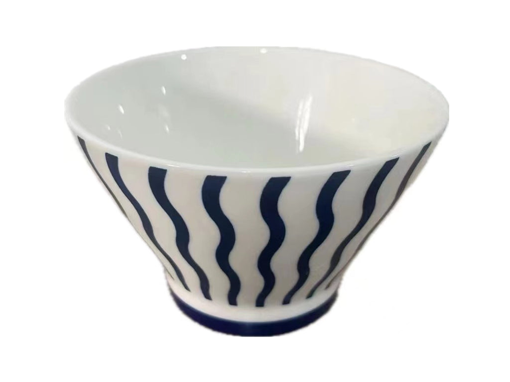 ニューボン乱十草切立丼 ダイソー(DAISO)