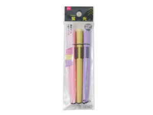 蛍光ペン（三角グリップ、３本） ダイソー(DAISO)
