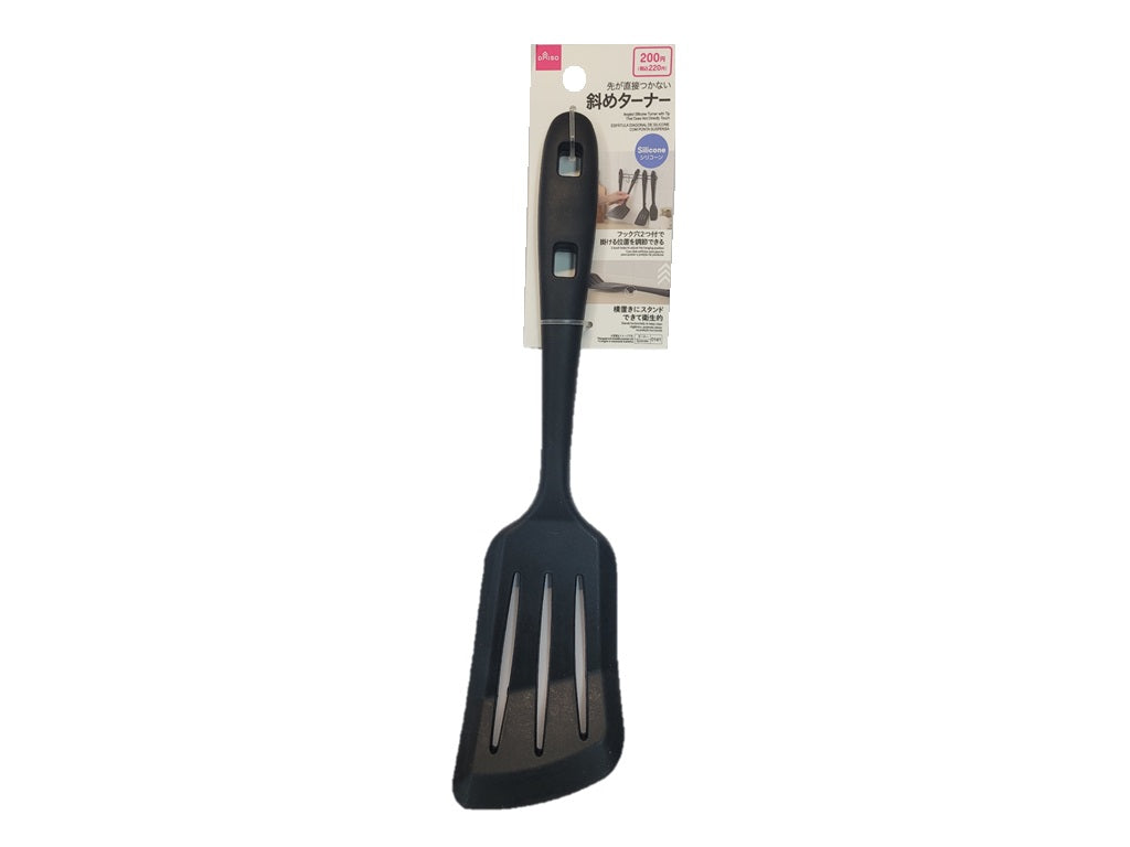 先が直接つかないシリコーン斜めターナー ダイソー(DAISO)