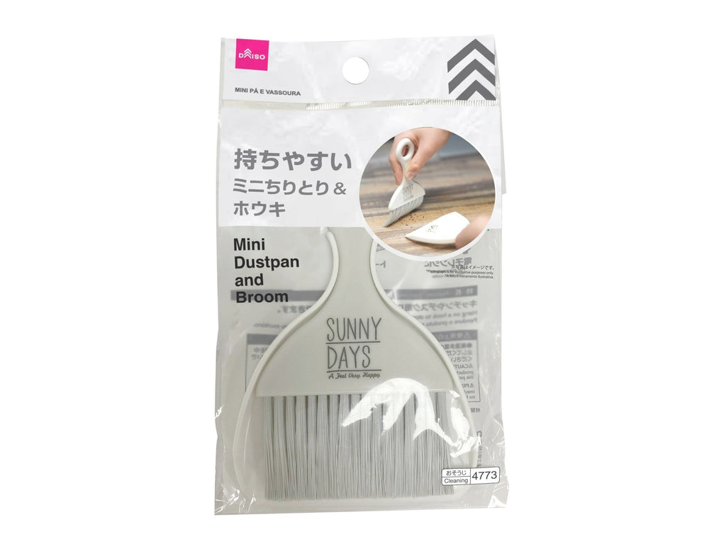 ミニちりとり＆ホウキ ダイソー(DAISO)