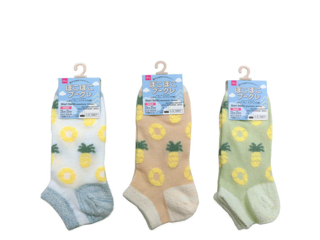 ショートソックス（立体ブークレ、パイナップル柄） ダイソー(DAISO)